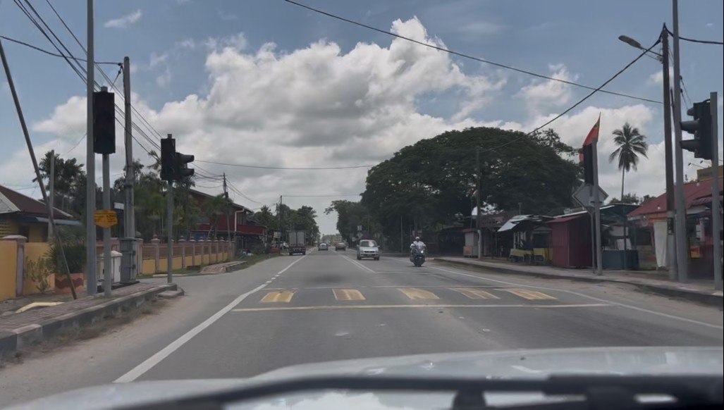 Roadside Image