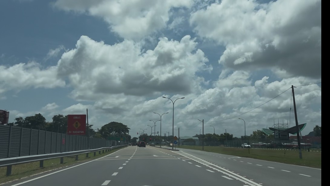 Roadside Image