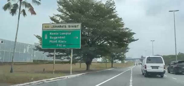 Roadside Image
