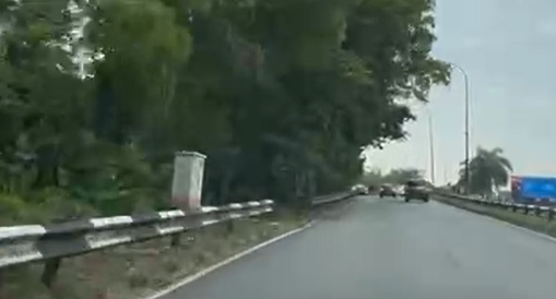 Roadside Image