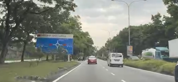 Roadside Image